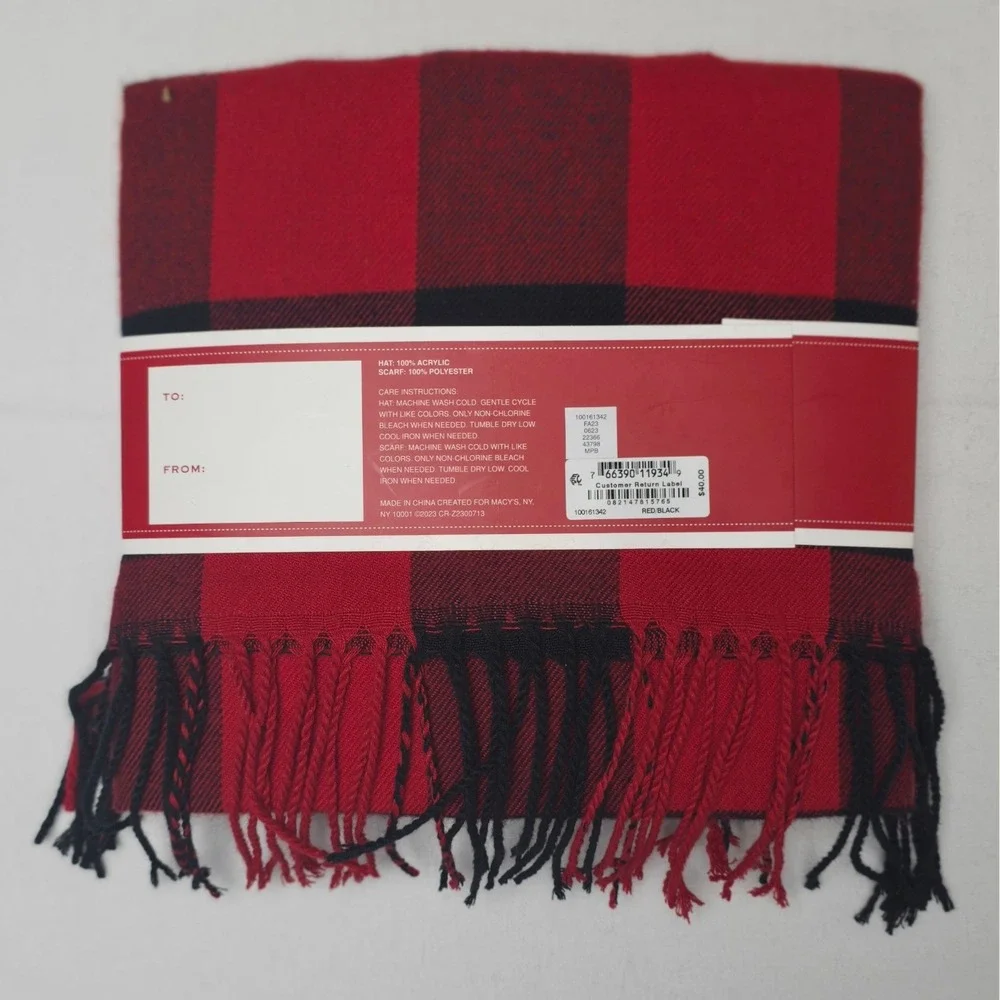 Club Room Beanie Mens Hat & Scarf Gift Set Red Black Buffalo Plaid Fringe‎ NWT